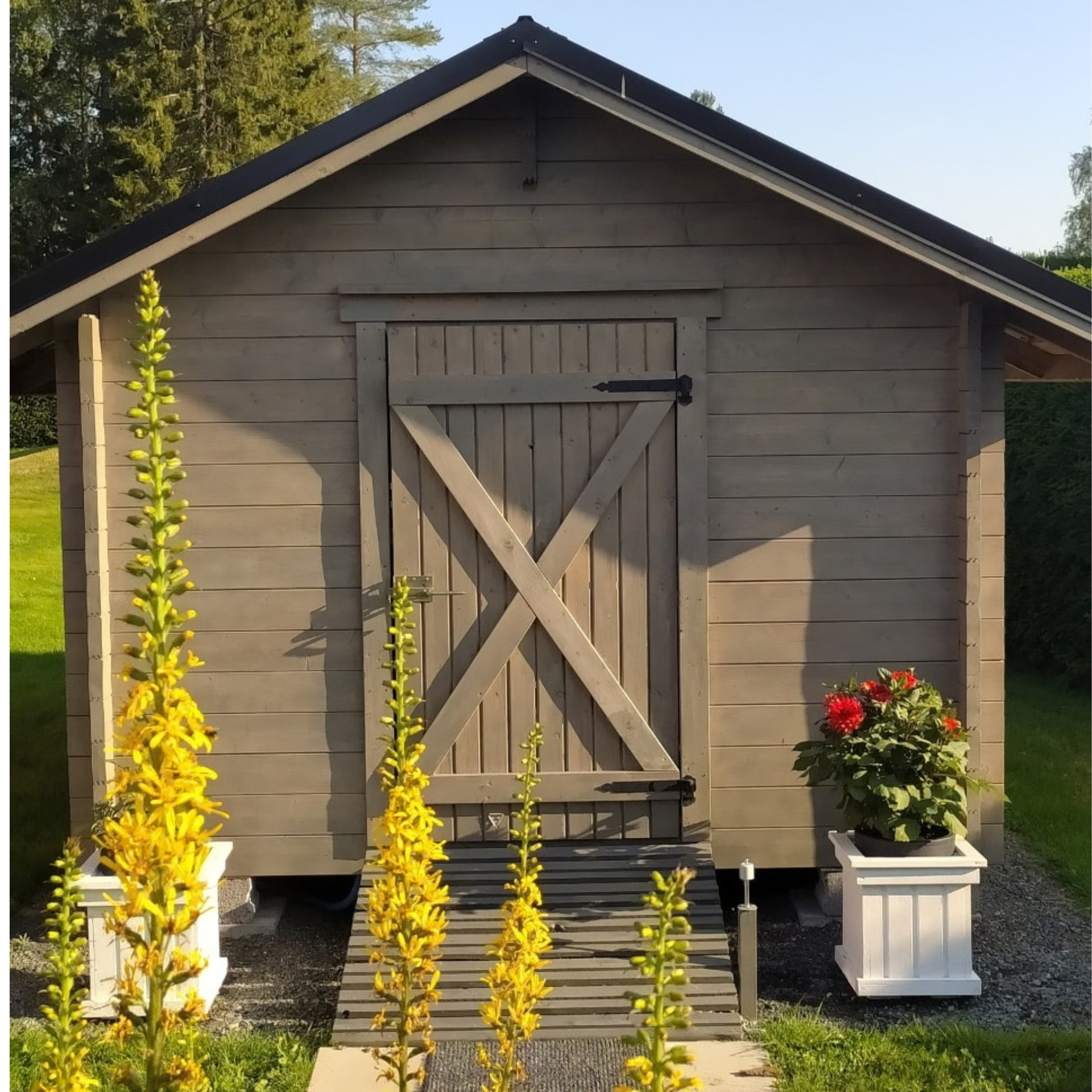 HÖYLÄHIRSIVARASTO 3X4m